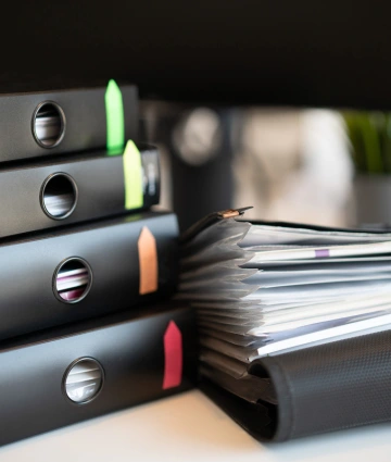 formalite-administrative Illustration de plusieurs dossiers administratifs